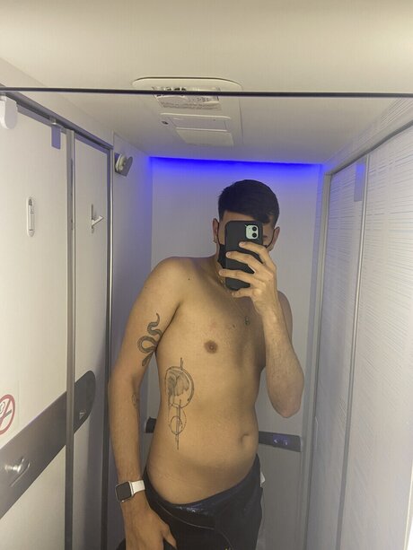 Nacktes geleaktes OnlyFans-Foto von Sebastian