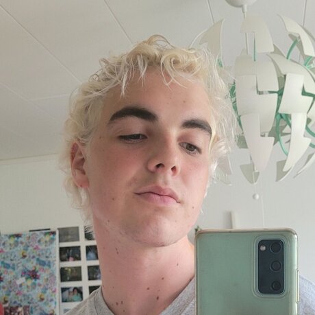 Nacktes geleaktes OnlyFans-Foto von Benjamin