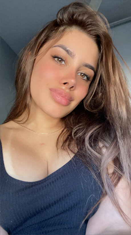 Nacktes geleaktes OnlyFans-Foto von Brigitte