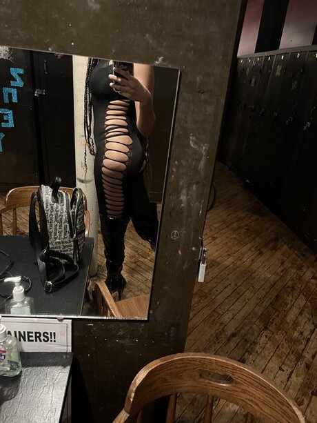 Nacktes geleaktes OnlyFans-Foto von Its Fortune