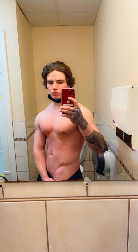 Nacktes geleaktes OnlyFans-Foto von Jay Chime