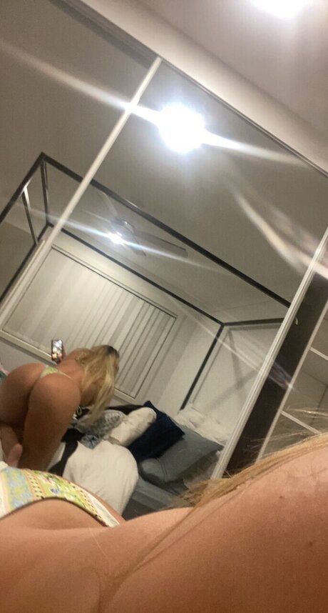 Nacktes geleaktes OnlyFans-Foto von Rhiannon