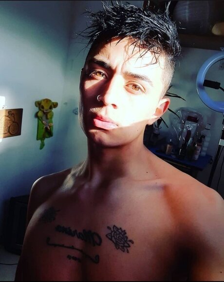 Nacktes geleaktes OnlyFans-Foto von Thoorner