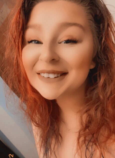 Nacktes geleaktes OnlyFans-Foto von Elizabeth Redman