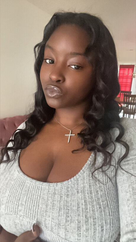 Nacktes geleaktes OnlyFans-Foto von Mystiamplt3