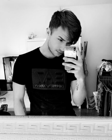 Nacktes geleaktes OnlyFans-Foto von Jason Esteban