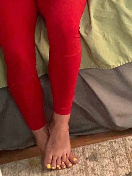 Nacktes geleaktes OnlyFans-Foto von Sugar Foot Baby