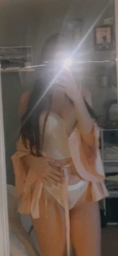 Nacktes geleaktes OnlyFans-Foto von  