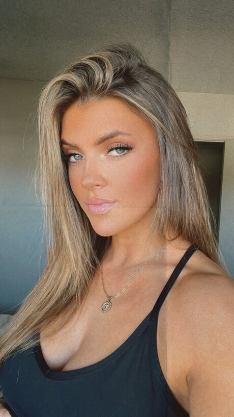 Nacktes geleaktes OnlyFans-Foto von Taylor Boley
