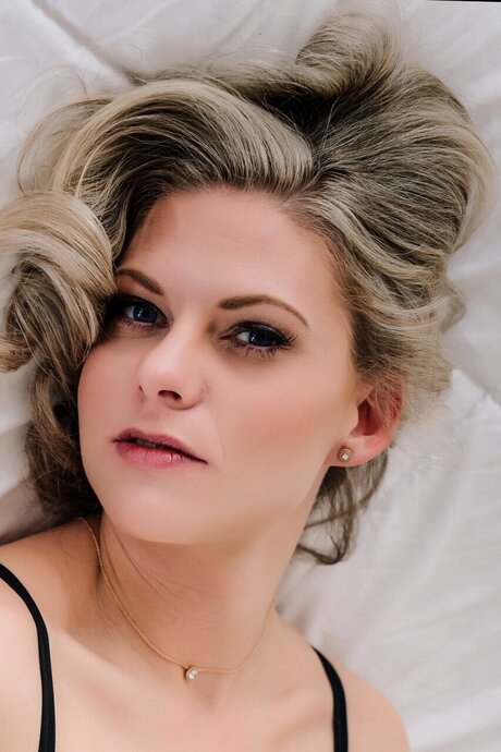 Nacktes geleaktes OnlyFans-Foto von Kelly