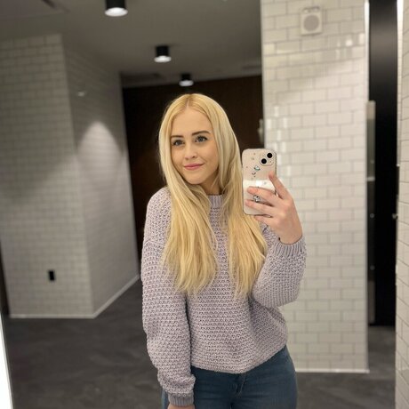 Nacktes geleaktes OnlyFans-Foto von Elaine