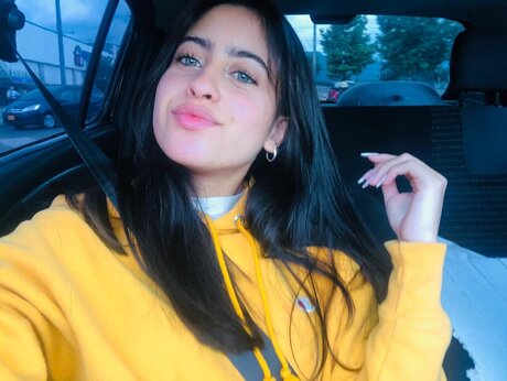 Nacktes geleaktes OnlyFans-Foto von Emily