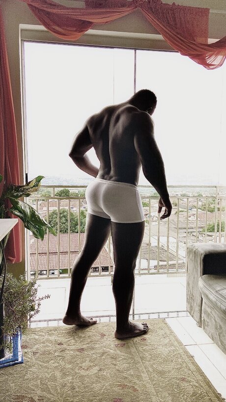 Nacktes geleaktes OnlyFans-Foto von Blouisy 