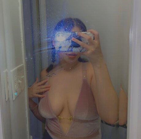 Nacktes geleaktes OnlyFans-Foto von Hayley