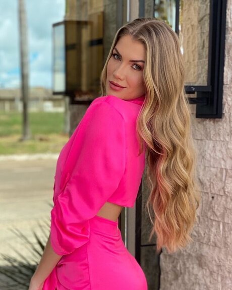 Nacktes geleaktes OnlyFans-Foto von Andrieli Bergmann
