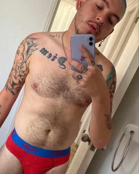 Nacktes geleaktes OnlyFans-Foto von Calamarsh