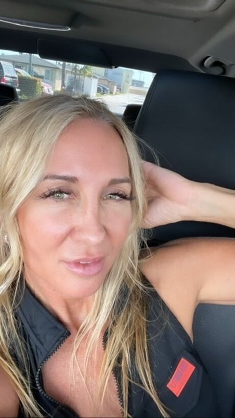 Nacktes geleaktes OnlyFans-Foto von Anisia G