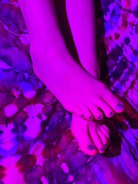 Nacktes geleaktes OnlyFans-Foto von Prettyfeetvarietypics