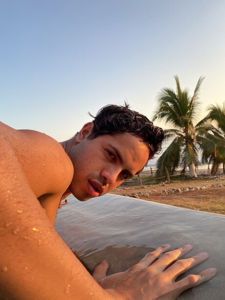 Nacktes geleaktes OnlyFans-Foto von Nojus Graidas