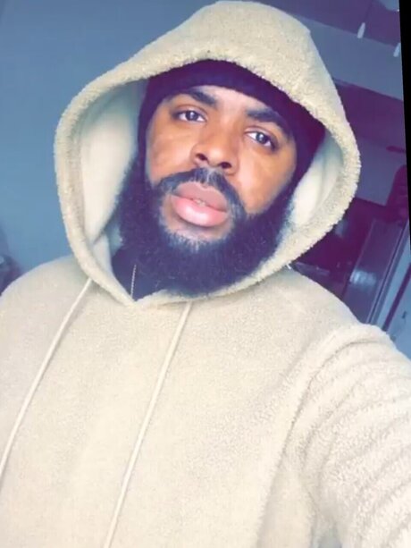 Nacktes geleaktes OnlyFans-Foto von Miguelscorpio95