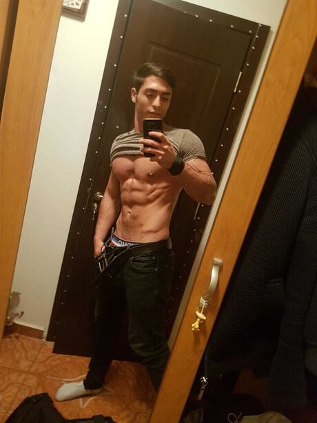 Nacktes geleaktes OnlyFans-Foto von Sirlogan