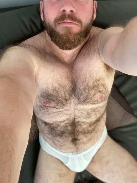 Nacktes geleaktes OnlyFans-Foto von Hairyissues