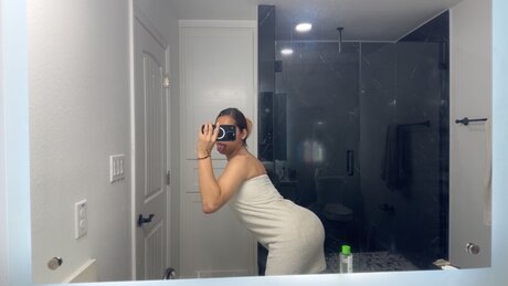 Nacktes geleaktes OnlyFans-Foto von Aleseg21
