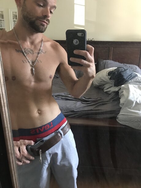 Nacktes geleaktes OnlyFans-Foto von Louie
