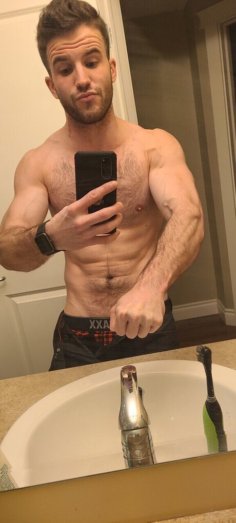 Nacktes geleaktes OnlyFans-Foto von Dildodylan
