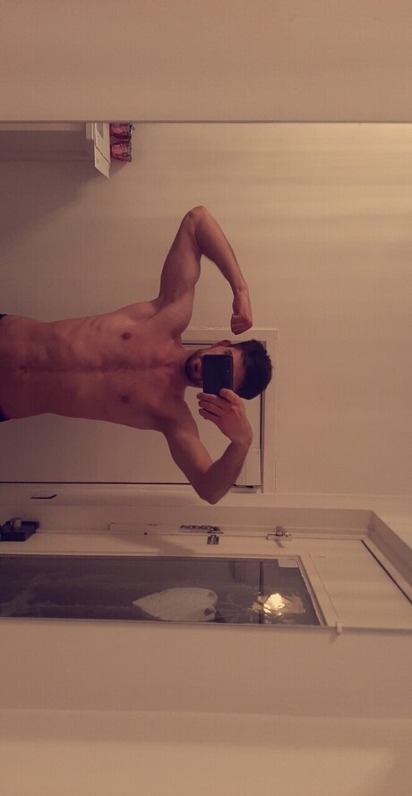 Nacktes geleaktes OnlyFans-Foto von Marian