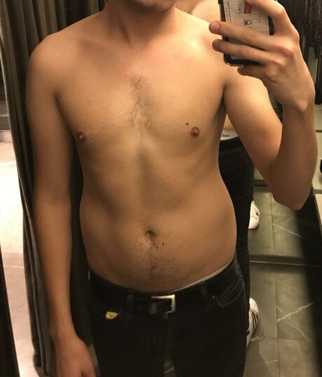 Nacktes geleaktes OnlyFans-Foto von Pizzafria