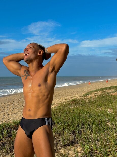 Nacktes geleaktes OnlyFans-Foto von Thyago Ribeiro
