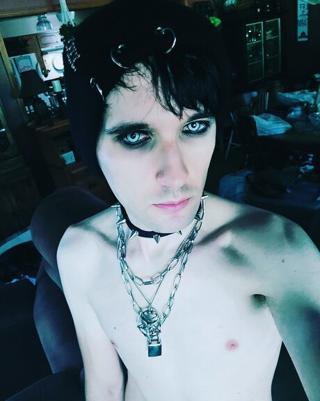 Nacktes geleaktes OnlyFans-Foto von Jamesskellington
