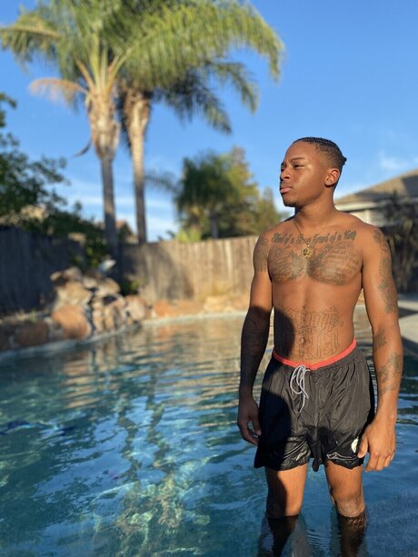 Nacktes geleaktes OnlyFans-Foto von Israel Washington