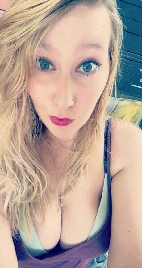 Nacktes geleaktes OnlyFans-Foto von Lillith