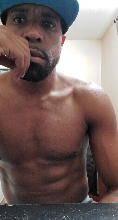 Nacktes geleaktes OnlyFans-Foto von Piggy Smalls