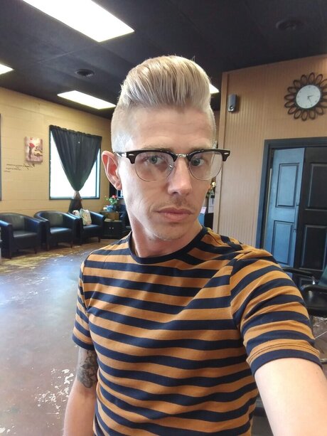 Nacktes geleaktes OnlyFans-Foto von Jonny