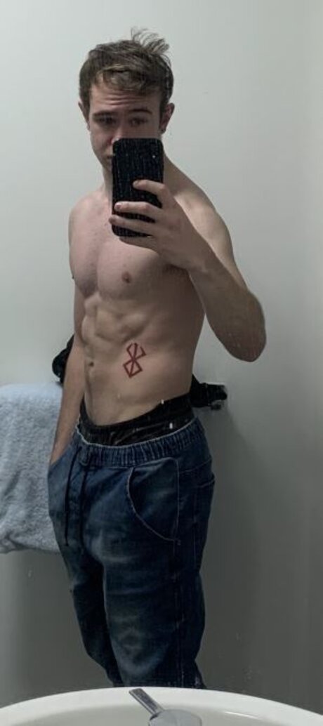 Nacktes geleaktes OnlyFans-Foto von Sachary Parker