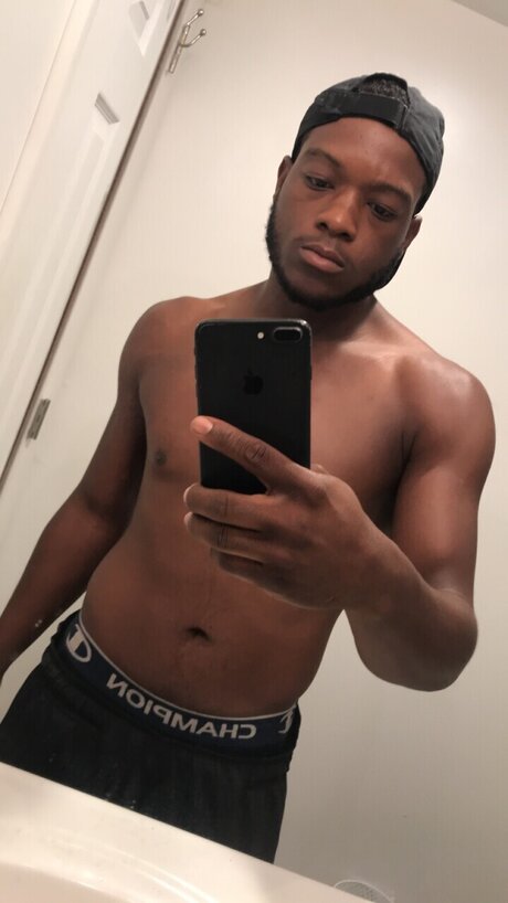 Nacktes geleaktes OnlyFans-Foto von Soflotop