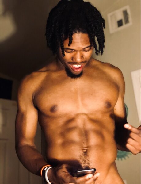 Nacktes geleaktes OnlyFans-Foto von Scoop