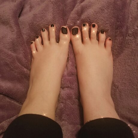 Nacktes geleaktes OnlyFans-Foto von Mimi