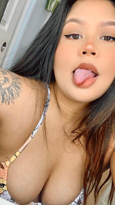 Nacktes geleaktes OnlyFans-Foto von Sweet Devil