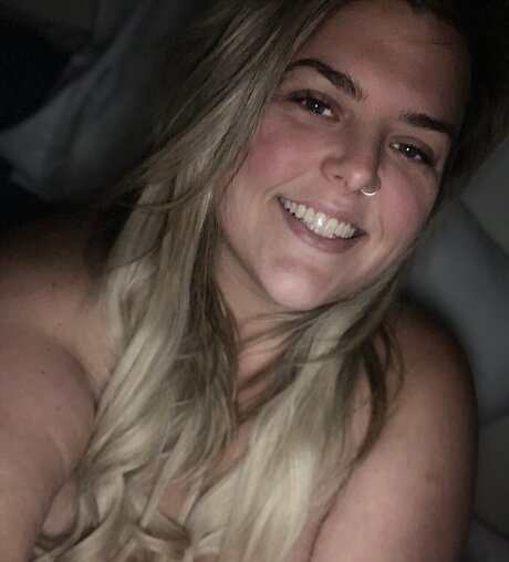 Nacktes geleaktes OnlyFans-Foto von Josie Exotic