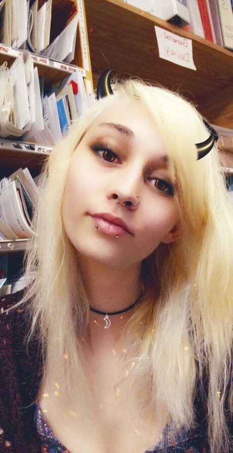 Nacktes geleaktes OnlyFans-Foto von Destiny