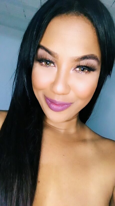Nacktes geleaktes OnlyFans-Foto von Fafazinha