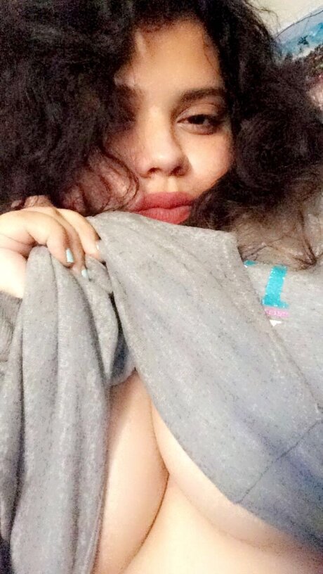 Nacktes geleaktes OnlyFans-Foto von 8a
