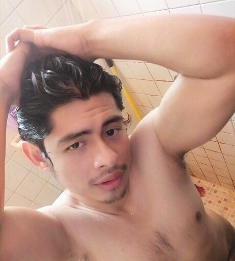 Nacktes geleaktes OnlyFans-Foto von Joe