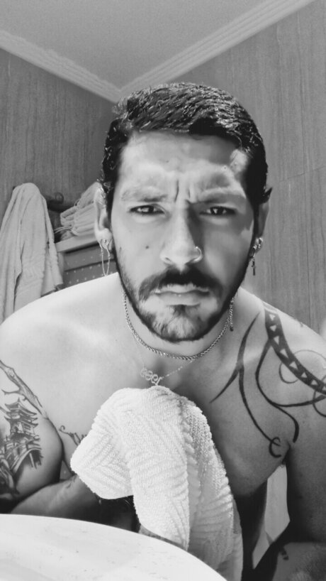 Nacktes geleaktes OnlyFans-Foto von Juanky