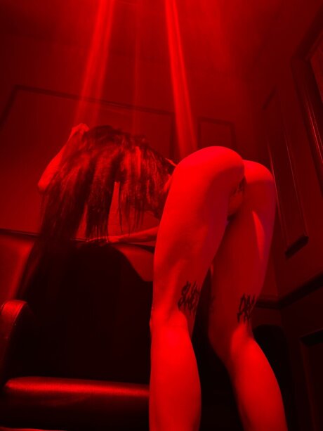 Nacktes geleaktes OnlyFans-Foto von Amiri