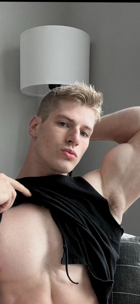 Nacktes geleaktes OnlyFans-Foto von Daddypat69